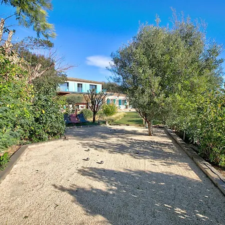 Bayugita Villa *